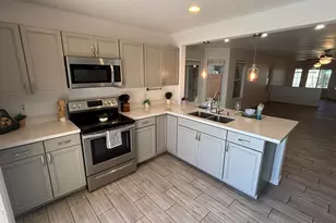 24185 W Desert Bloom St, Buckeye, AZ 85326 - Photo 7