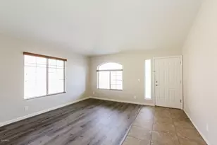 2829 W Grenadine Rd, Phoenix, AZ 85041 - Photo 3