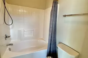 2725 E Mine Creek Rd, Phoenix, AZ 85024 - Photo 15