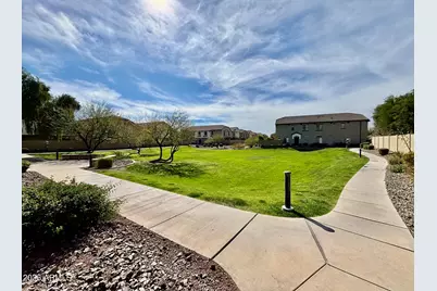 2725 E Mine Creek Road #1081, Phoenix, AZ 85024 - Photo 23