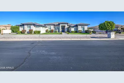 2896 E Arrowhead Trail, Gilbert, AZ 85297 - Photo 3