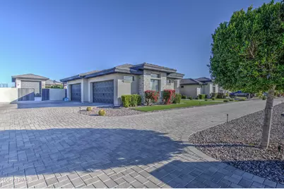 2896 E Arrowhead Trail, Gilbert, AZ 85297 - Photo 5