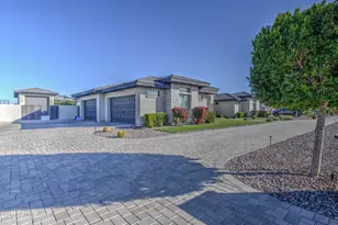 2896 E Arrowhead Trail, Gilbert, AZ 85297 - Photo 5