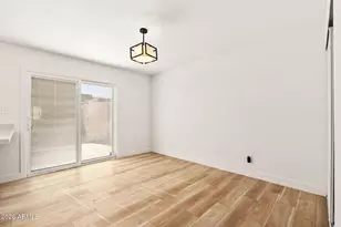 950 S Valencia, Mesa, AZ 85202 - Photo 9