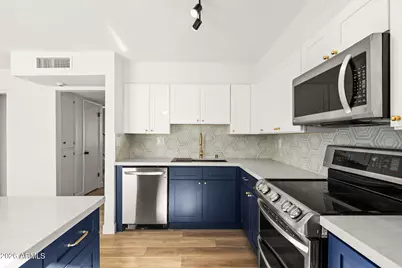 950 S Valencia -- #14, Mesa, AZ 85202 - Photo 13