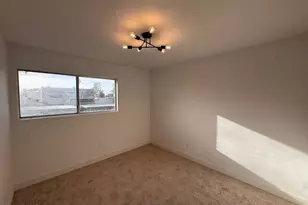 950 S Valencia, Mesa, AZ 85202 - Photo 21