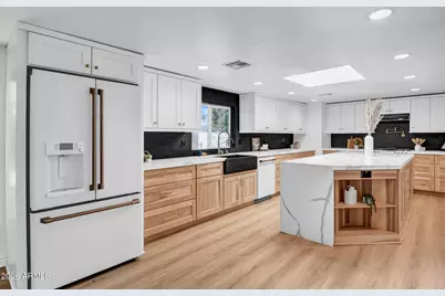 10624 N 38th Street, Phoenix, AZ 85028 - Photo 11