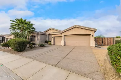 13318 W Coronado Road, Goodyear, AZ 85395 - Photo 5