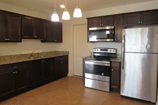 4624 S 19th Ave, Phoenix, AZ 85041 - Photo 11