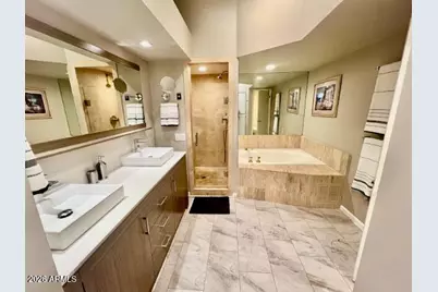 902 W Glendale Avenue #212, Phoenix, AZ 85021 - Photo 19