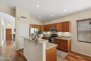 1101 W Davis Rd, Phoenix, AZ 85023 - Photo 9