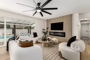 8537 E Vista Dr, Scottsdale, AZ 85250 - Photo 9