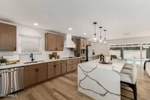 8537 E Vista Dr, Scottsdale, AZ 85250 - Photo 13