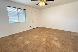 512 N Valley Dr, Apache Junction, AZ 85120 - Photo 5