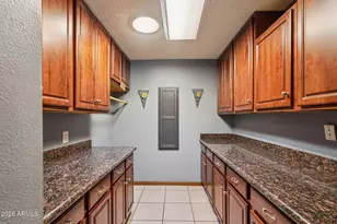 1810 E Harmont Dr, Phoenix, AZ 85020 - Photo 35