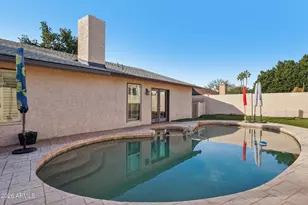 1810 E Harmont Dr, Phoenix, AZ 85020 - Photo 37