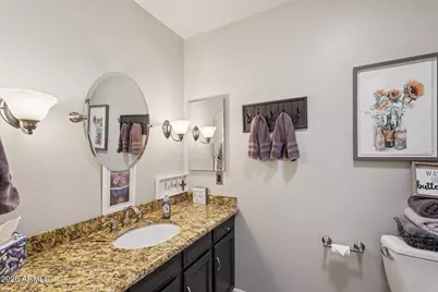 1810 E Harmont Drive, Phoenix, AZ 85020 - Photo 27