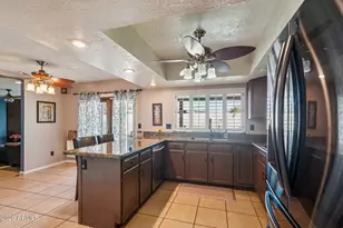 1810 E Harmont Dr, Phoenix, AZ 85020 - Photo 19