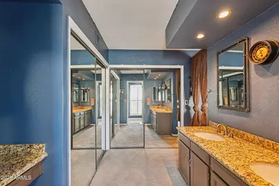1810 E Harmont Drive, Phoenix, AZ 85020 - Photo 25