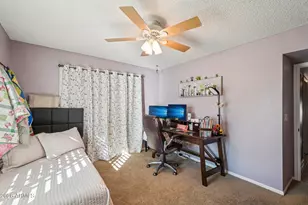 1810 E Harmont Dr, Phoenix, AZ 85020 - Photo 33