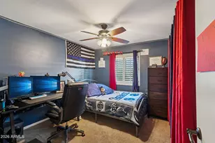 1810 E Harmont Dr, Phoenix, AZ 85020 - Photo 31