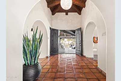 9035 N Morning Glory Road, Paradise Valley, AZ 85253 - Photo 3