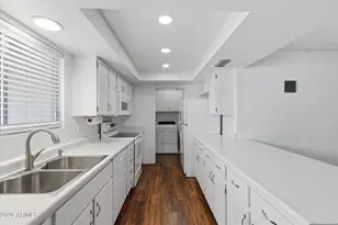 18415 N Spanish Garden Dr, Sun City West, AZ 85375 - Photo 5