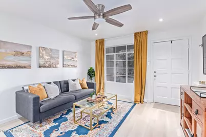 1449 E Highland Avenue #9, Phoenix, AZ 85014 - Photo 5