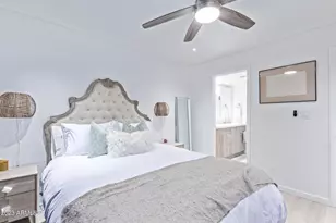 1449 E Highland Ave, Phoenix, AZ 85014 - Photo 9