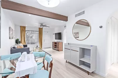 1449 E Highland Avenue #9, Phoenix, AZ 85014 - Photo 7