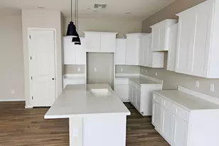 279 E Markwood Dr, Chandler, AZ 85286 - Photo 9