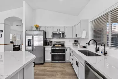 4630 E Dry Creek Road, Phoenix, AZ 85044 - Photo 11