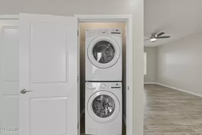 3010 N 37th Street #4, Phoenix, AZ 85018 - Photo 23