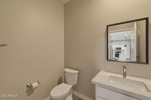 3010 N 37th St, Phoenix, AZ 85018 - Photo 21