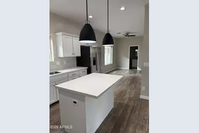 3010 N 37th Street #4, Phoenix, AZ 85018 - Photo 1