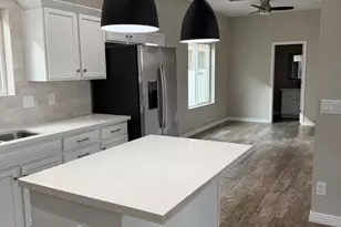 3010 N 37th St, Phoenix, AZ 85018 - Photo 1