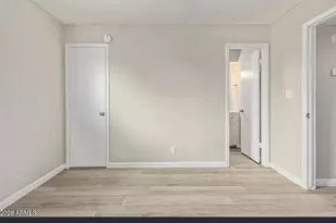 2942 N 34th Pl, Phoenix, AZ 85018 - Photo 5