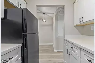 2942 N 34th Place #15, Phoenix, AZ 85018 - Photo 5