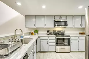 14236 N 23rd St, Phoenix, AZ 85022 - Photo 7