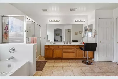 10410 W Edgemont Drive, Avondale, AZ 85392 - Photo 37