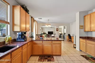 10410 W Edgemont Drive, Avondale, AZ 85392 - Photo 11