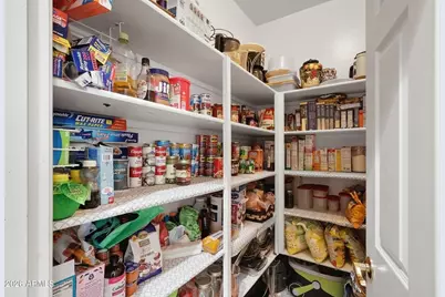 10410 W Edgemont Drive, Avondale, AZ 85392 - Photo 13