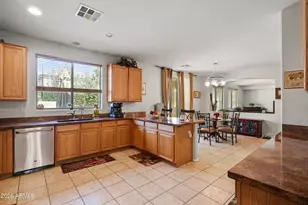 10410 W Edgemont Dr, Avondale, AZ 85392 - Photo 3