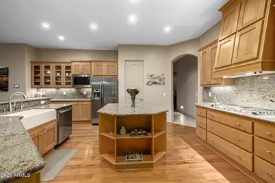 18025 W Montebello Avenue, Litchfield Park, AZ 85340 - Photo 3