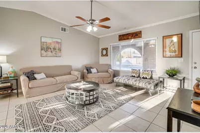 9819 N 67th Drive, Peoria, AZ 85345 - Photo 5