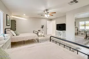 9819 N 67th Dr, Peoria, AZ 85345 - Photo 17