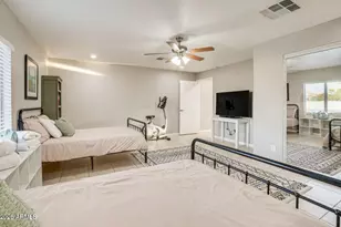 9819 N 67th Dr, Peoria, AZ 85345 - Photo 17