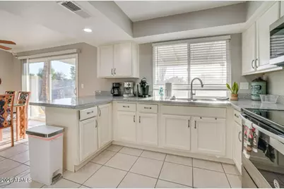 9819 N 67th Drive, Peoria, AZ 85345 - Photo 3