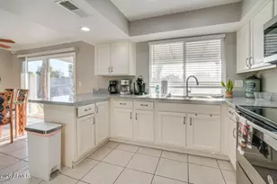 9819 N 67th Dr, Peoria, AZ 85345 - Photo 3