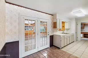 10027 W Audrey Dr, Sun City, AZ 85351 - Photo 7